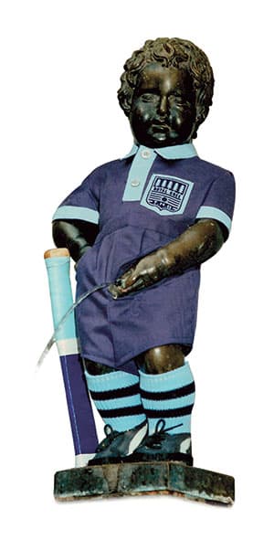 Manneken Pis en tenue de l'Orée